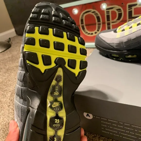 - AIR MAX 95 OG (neon and gray)