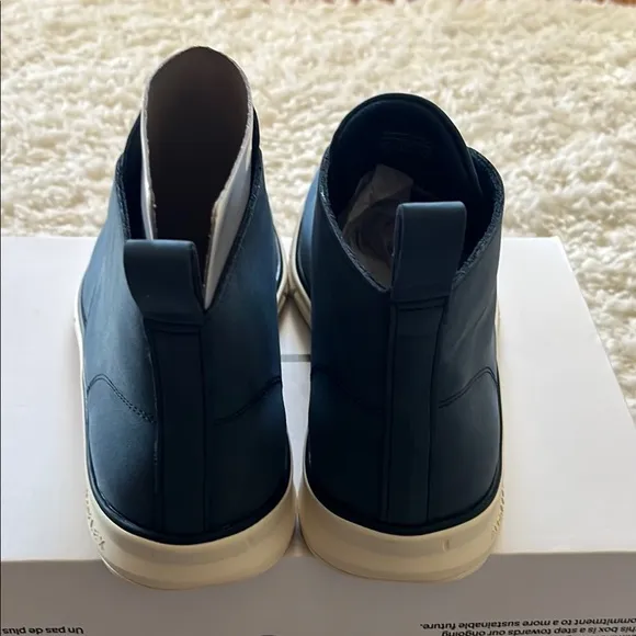 🌸 - Aldo Men's Blue Chukka Boots