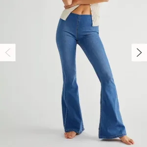 🧡 Free People We the Free Penny Gummy Pull-On Flare Jeans Echo Blue
