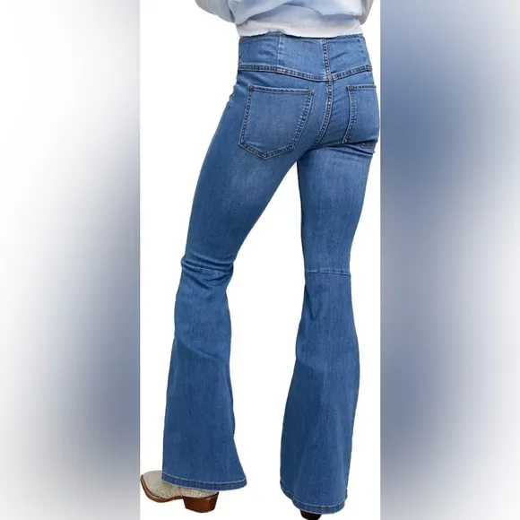 🧡 Free People We the Free Penny Gummy Pull-On Flare Jeans Echo Blue