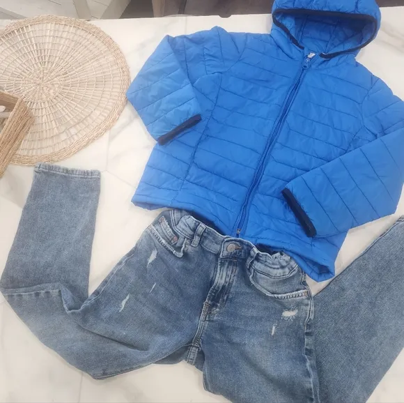[ GAP KIDS] boys size Small,  blue zip up hooded prima loft down coat.