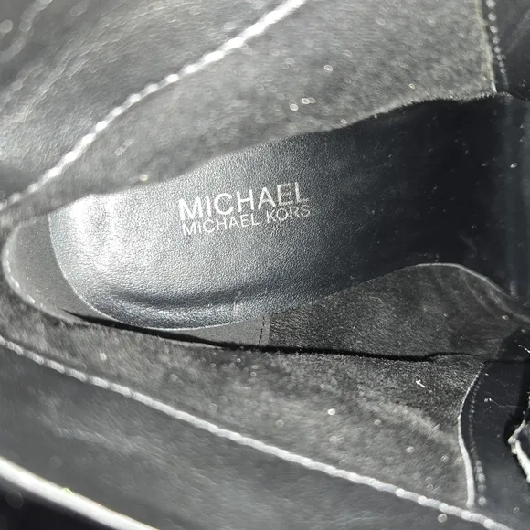 🐢 MICHAEL MICHAEL KORS Rosario Lace-up Bootie In Black Patent Leather