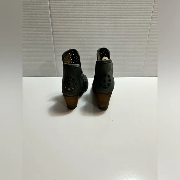 - Musse &amp; Cloud Shoes