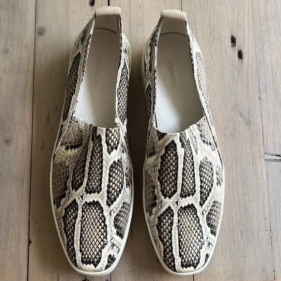 🆕 Vince Saxon 2 Snakeskin Leather Platform Slip On Sneakers Size 9