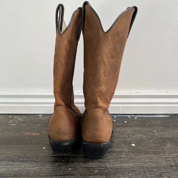 - Women's Durango Brown Leather Cowboy Boots Size 9