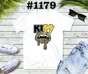 #1179 Kiss Leopard Lips Fangs