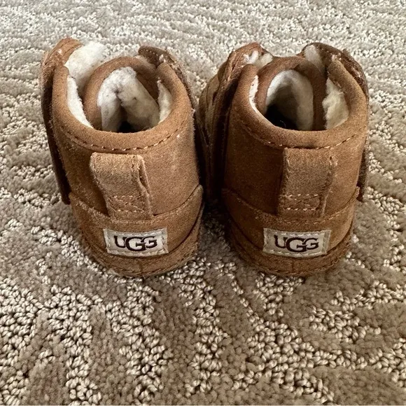 1218 months Bundle UGG Baby Neumel Boots&amp;Stonz Willow Shoes Slippers