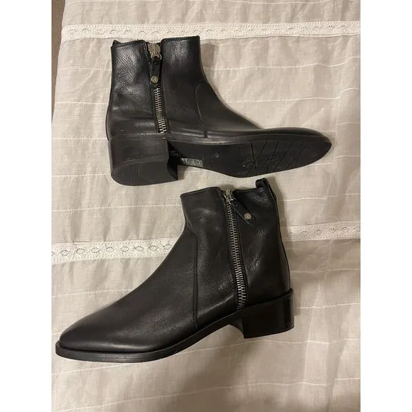 $525 Aquatalia Colbie Weatherproof Black Leather Bootie Boots Dual Zippers 10