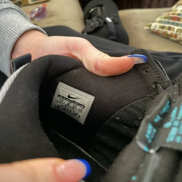 7Y Nike WAS grey and blue high top sneakers. Gray condition!!