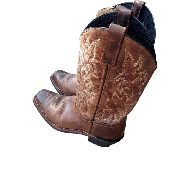 8d Laredo Brown Boots