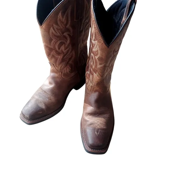 8d Laredo Brown Boots