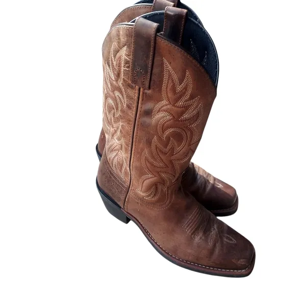 8d Laredo Brown Boots