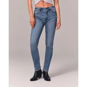 Abercrombie &amp; Fitch High Rise Skinny Jean in Medium, Size 26/2S