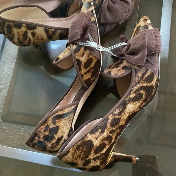 AD &amp; DAUGHTERS Cavielle Leopard Print Haircalf Bow Detail d'Orsay
