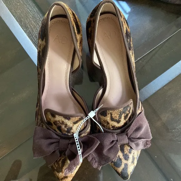 AD &amp; DAUGHTERS Cavielle Leopard Print Haircalf Bow Detail d'Orsay