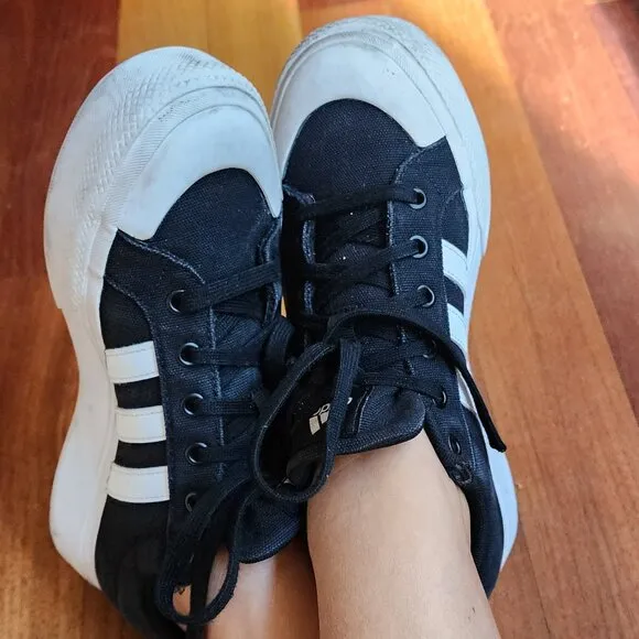Addidas Nizza Platform Sneakers Size 8