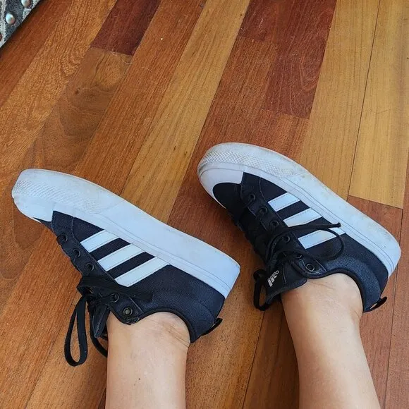 Addidas Nizza Platform Sneakers Size 8