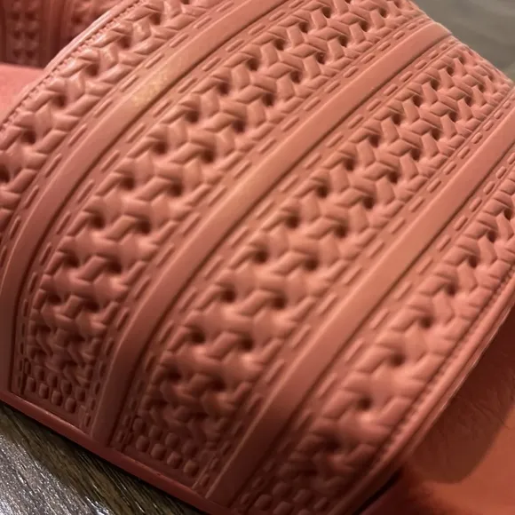 Adidas Adilette Premium Slides Sandals Shoes Made in Italy CQ2236 pink Women’s