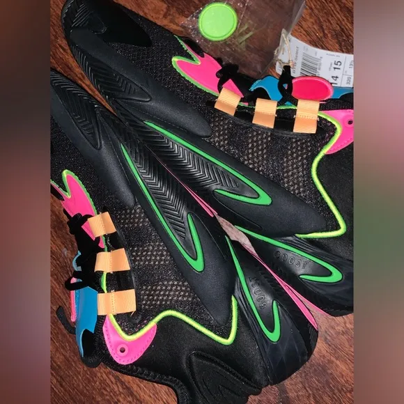 Adidas BYW Select size 14