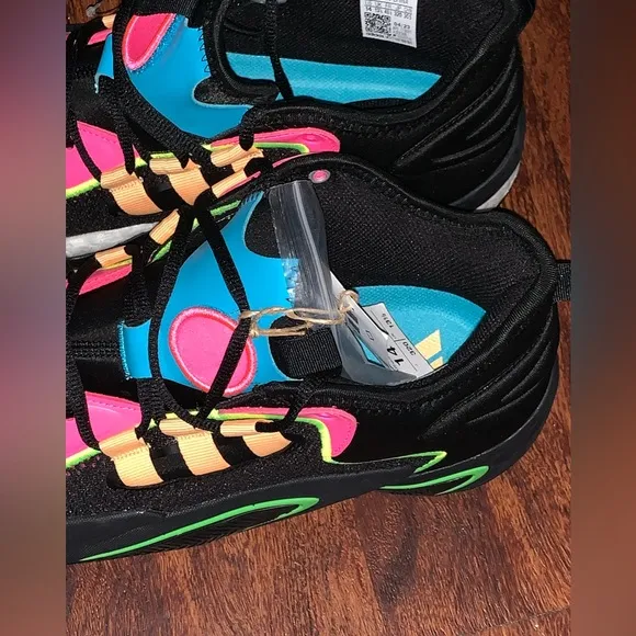 Adidas BYW Select size 14