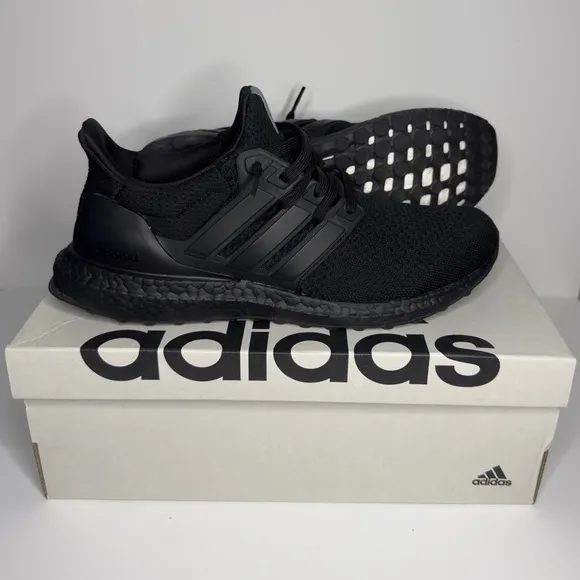 Adidas Men’s UltraBoost 1.0 DNA Shoes size 8.5