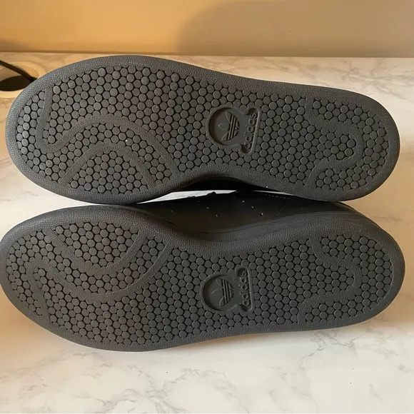 Adidas Stan Smith J Black Shoes