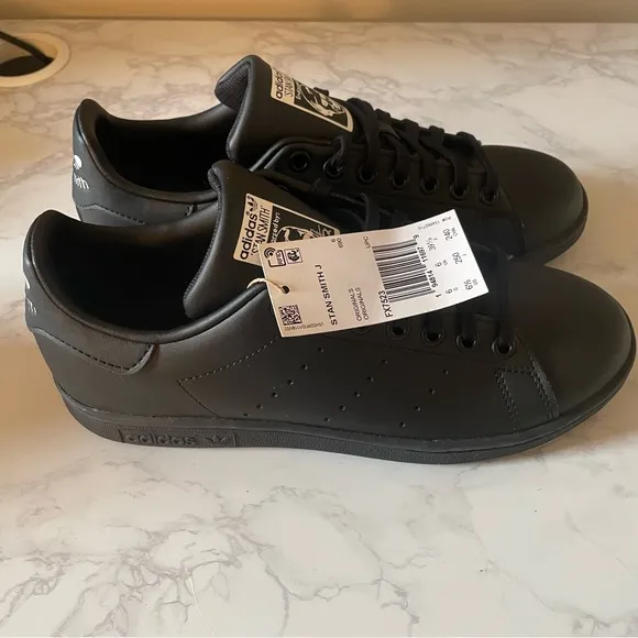 Adidas Stan Smith J Black Shoes