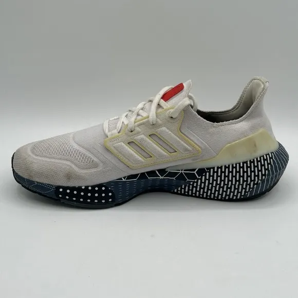 Adidas Ultraboost 22 Sneaker Men's 11 Patchwork Graphic Cloud White Shoes GW6912