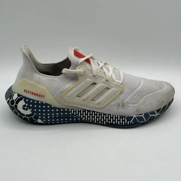 Adidas Ultraboost 22 Sneaker Men's 11 Patchwork Graphic Cloud White Shoes GW6912