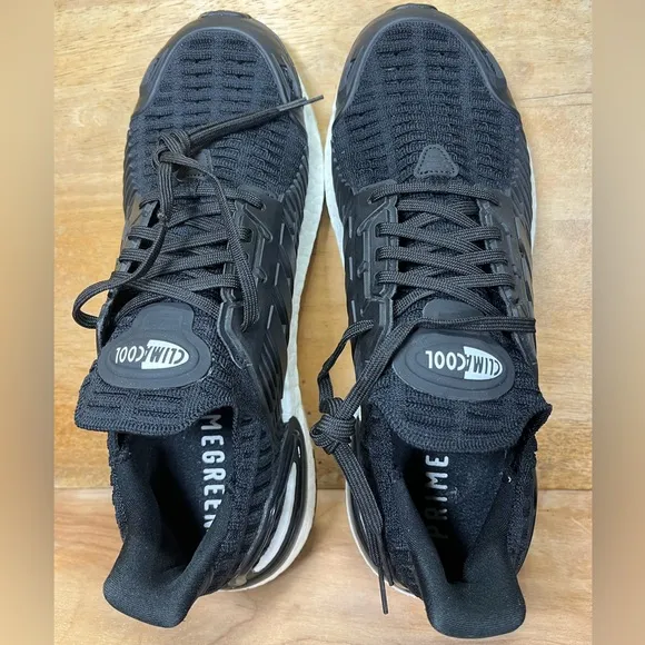 Adidas UltraBoost DNA CC 1 Mens Size 9 Running Shoes Sneakers Black White FZ2546