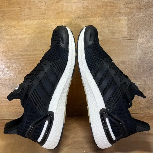 Adidas UltraBoost DNA CC 1 Mens Size 9 Running Shoes Sneakers Black White FZ2546