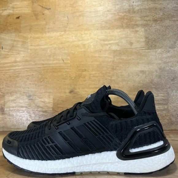 Adidas UltraBoost DNA CC 1 Mens Size 9 Running Shoes Sneakers Black White FZ2546