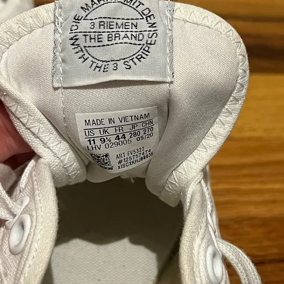 Adidas Women’s Nizza Platform White Lace Up Sneakers (Size 11)