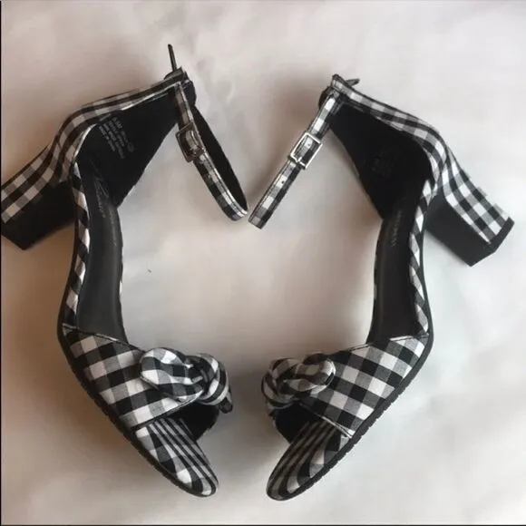 AEROSOLES BELLA BLACK AND WHITE SANDALS.  …