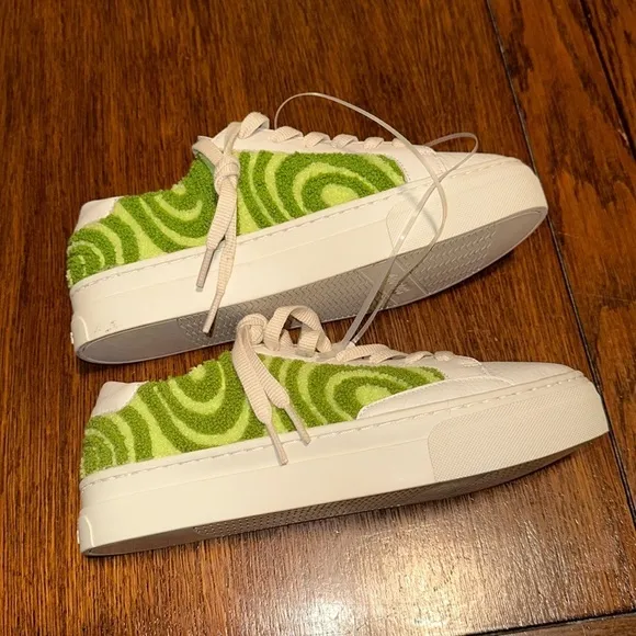 Aikido’s Ibiza Platform Psychedelic Spiral Sneakers in Forest Green size 7.5