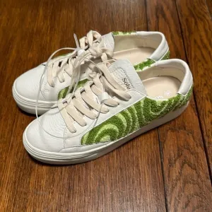 Aikido’s Ibiza Platform Psychedelic Spiral Sneakers in Forest Green size 7.5