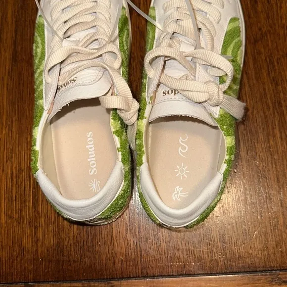 Aikido’s Ibiza Platform Psychedelic Spiral Sneakers in Forest Green size 7.5