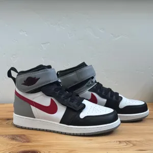 Air Jordan 1 High FlyEase 'Particle Grey'