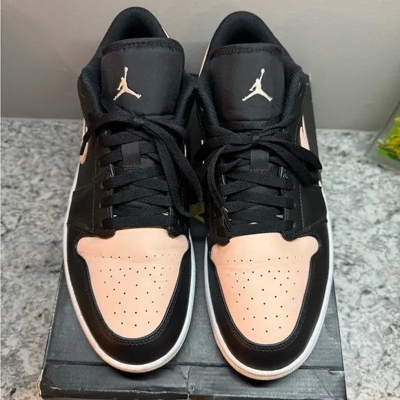Air Jordan 1 Low Black and Light Pink