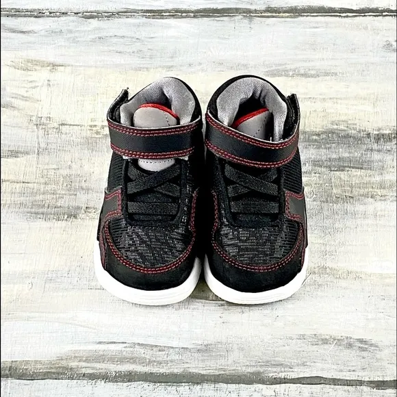 Air Jordan Baby Sneakers High Top Black Red Baby Jordan Basketball Shoe 3c