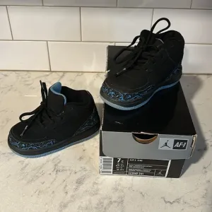 Air Jordan Fusion 3 Black University Blue -Size 7 Toddler