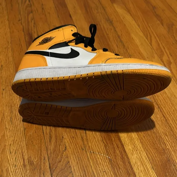 Air Jordan size 7 youth