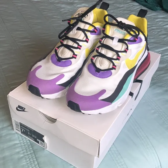Air Max 270 React 'Bright Violet’ Size 7.5