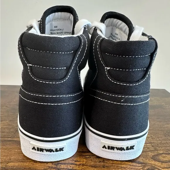 Airwalk Big Boys Hayden Black/White High Top Sneakers NWT Various Sizes
