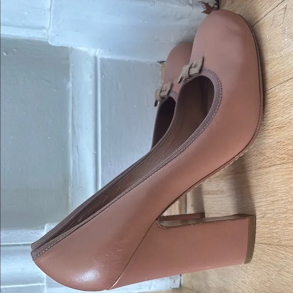 Alaia Brown Leather Heels with Decorative Bows