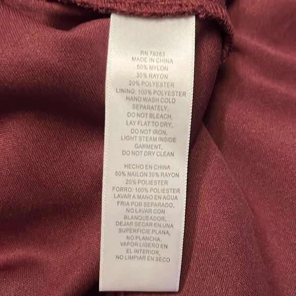 Alex Evenings Embellished Rosette Lace A-Line Gown Merlot Women Sz 8 hemmed NWOT