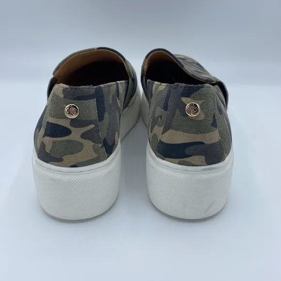 Alex Marie Wanda Camouflage Platform‎ Slip on Sneakers  Size 7 NWT