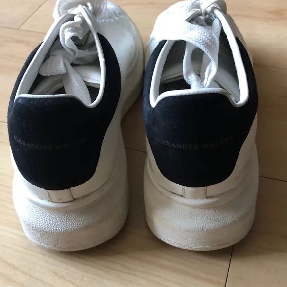 Alexander McQueen leather platform sneakers