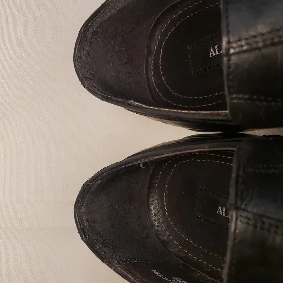 Alfani mens black leather slip on dress shoes,size 10.5