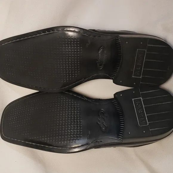 Alfani mens black leather slip on dress shoes,size 10.5